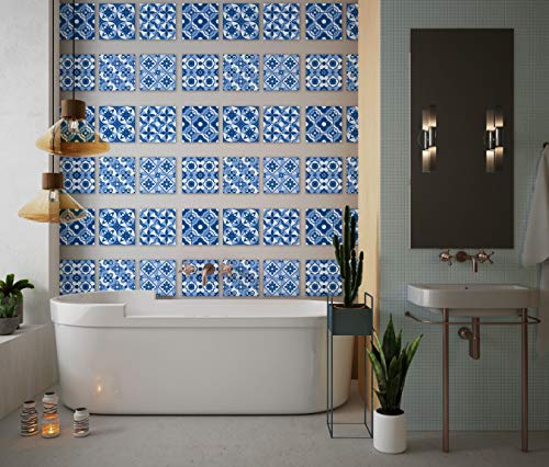 Planche de 6 Adhésif Carrelage - décoration de carreaux - 48 pièces plastifié en mat - mosaïque nuances de fleurs bleu - format 30x30cm par pièce