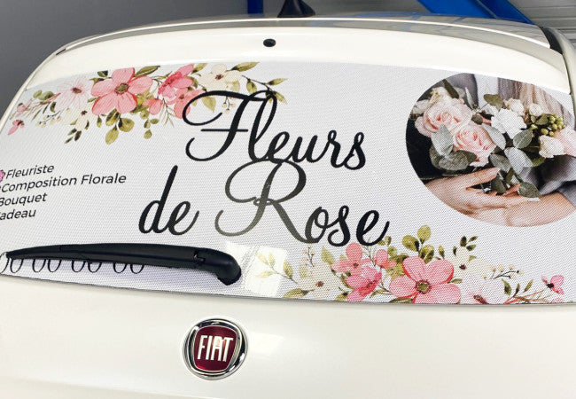 Sticker micro-perforé pour vitrage véhicule