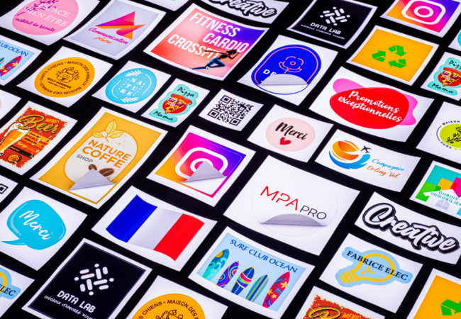 Stickers découpe mi-chair personnalisés – Format sur mesure